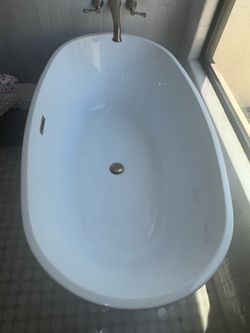 New high end bath tub. Never used.