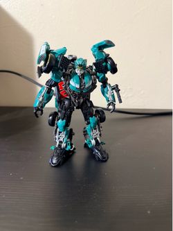 Transformers studio series roadbuster