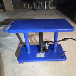 Work HYDRAULIC LIFT TABLE 