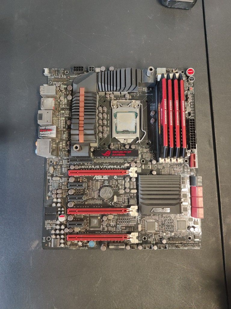 Asus Maximus V Formula Motherboard