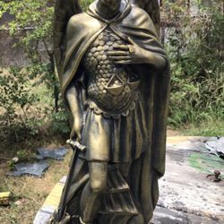  ‼️💥Brand new very nice St. Michaels Arc Angel Solid Statue. 2 ft. Tall 65 lbs solid very detailed beautiful piece. 