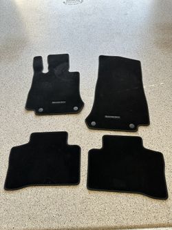 Mercedes GLC 300 Floor Mats