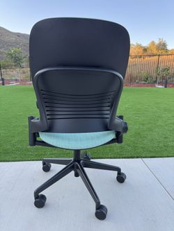 Steelcase Leap V2 armless model office chair