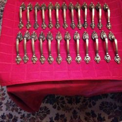 Brand New Kichen Or Bath Pulls.