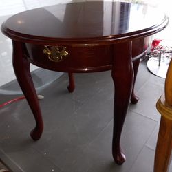 Cherry Wood End Table
