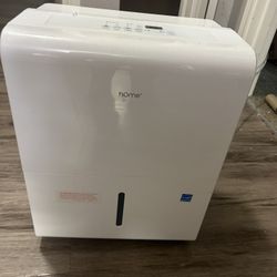 Dehumidifier 