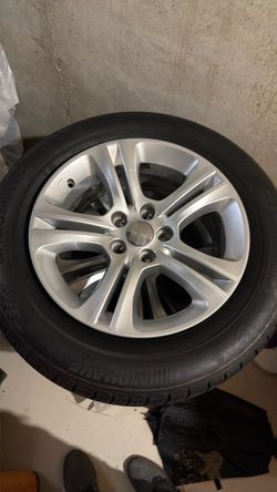 Dodge charger factory rims with tires all 4