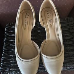 Abella Women’s Heel Shoes