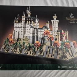 NEUSCHWANSTEN  LEGO SET 