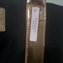 New! Large VICTORIA SECRET Bag.