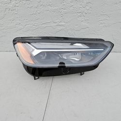 Audi Q5 Headlight