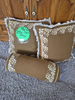 3-piece cushion set