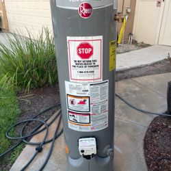 30 Gallon Water Heater