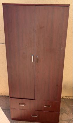 Wardrobe cabinet with drawers
