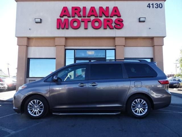 2015 Toyota Sienna
