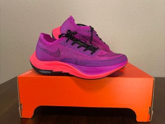 Women's Nike ZoomX Vaporfly Next% 2 US size 6.0