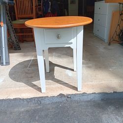Refinished 1-Drawer Wood End Table 