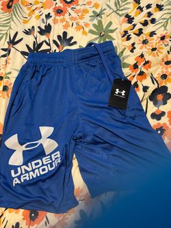 Boys shorts size medium 8/10 new