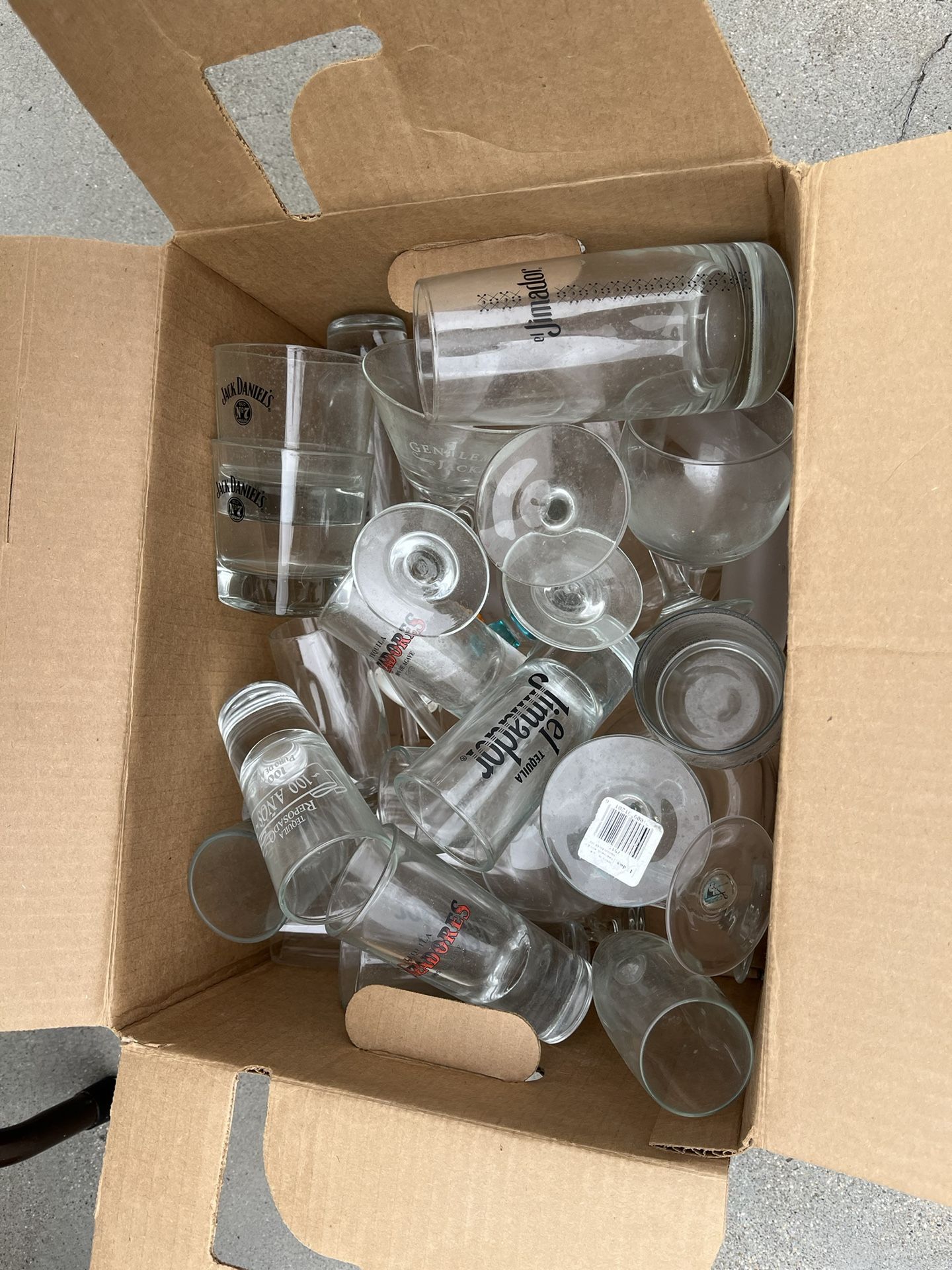 Box Of Bar Glasses (selling the whole box! not individually!)