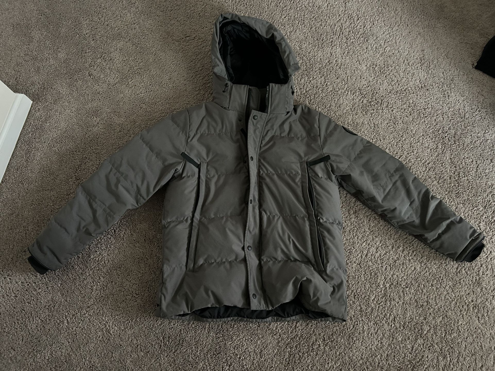 Canada goose Jacket BRAND NEW