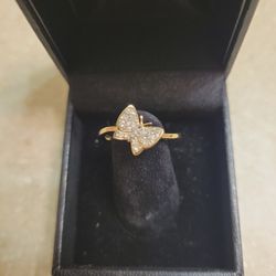 10 K Gold Diamond Butterfly Ring.  Weight Is 2.1 Grams