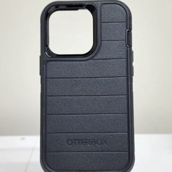 OtterBox Defender Pro Series Case for Apple iPhone 13 Pro - Black