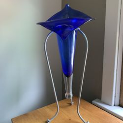 Glass vase