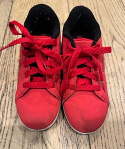 Red Heelys size 3M unisex good condition