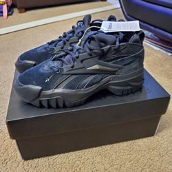 Reebok Cardi B (Women)