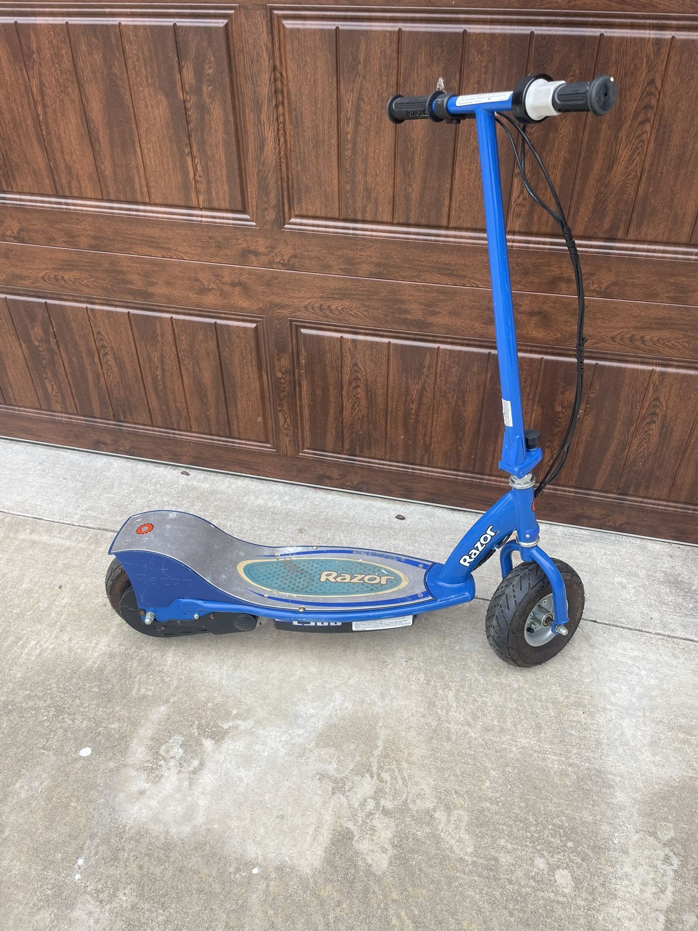 Electric Scooter Razor E300