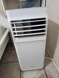 Vissani Portable Air Conditioner Like New