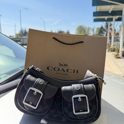 COACH Ashton Baguette Bag