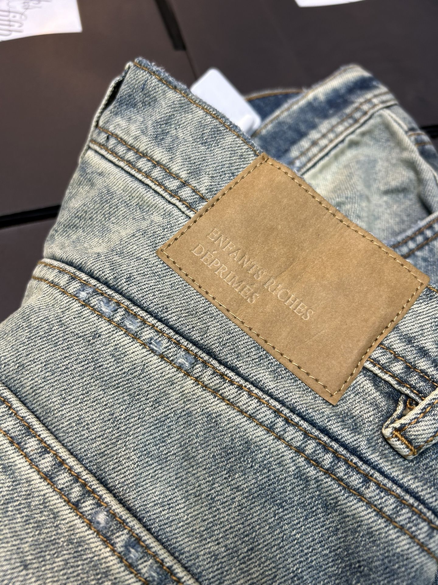 Enfant Riches Deprimés