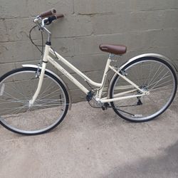 Schwinn Hibrid Size 700 Speed 7 Frame 17