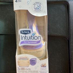 Schick Intuition Razor With 4 Blades