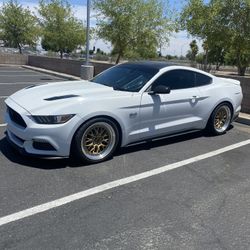 2017 Mustang Gt Premium Performance 