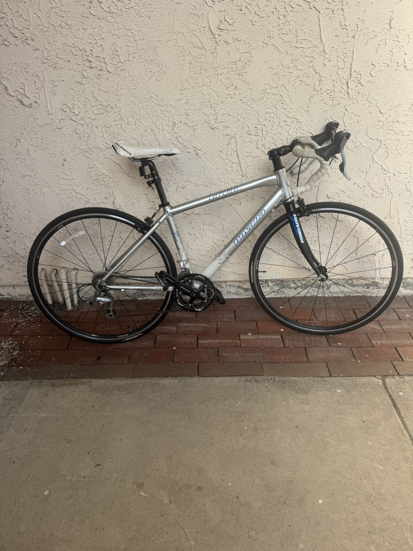 Novara Carema Road Bike