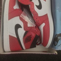 ***Brand NEW*** Jordan 1 Retro High OG Spideman Origin Story
