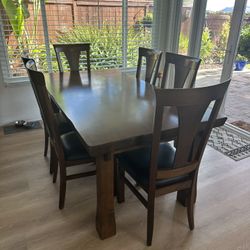 Dining Table And 8 Chairs