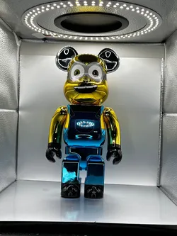 Minions Dave Chrome Version Bearbrick 400% only