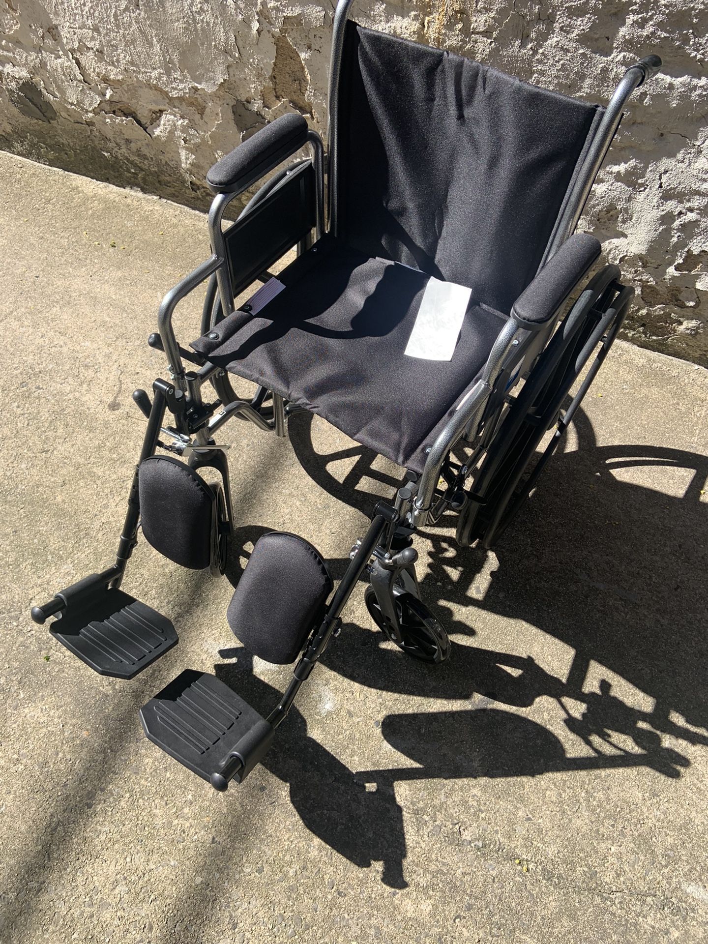 K1 Basic Wheelchair MDS806300EE