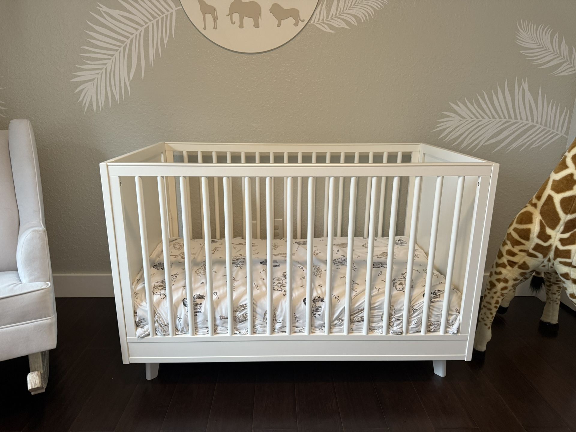 Pottery Barn Baby Complete Crib Set (Free Decor)