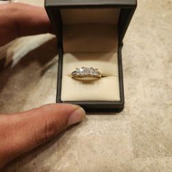 14kt Gold 1.5ctw Engagement Ring