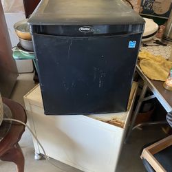 Mini Mini Fridge 