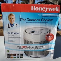 $150 HONEYWELL HEPA AIR PURIFIER 