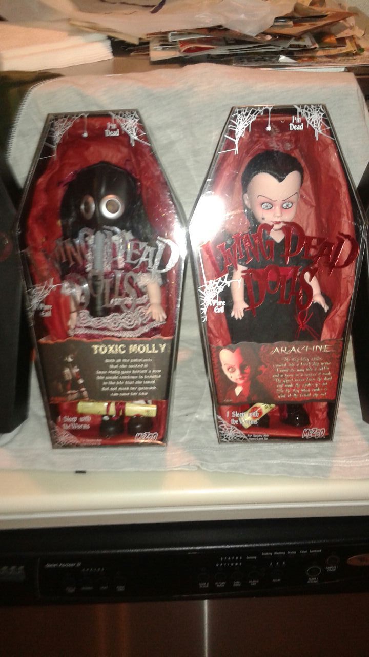 Living Dead Dolls "Toxic Molly" & "Arachne