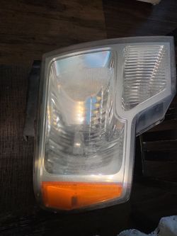 F150 left headlight