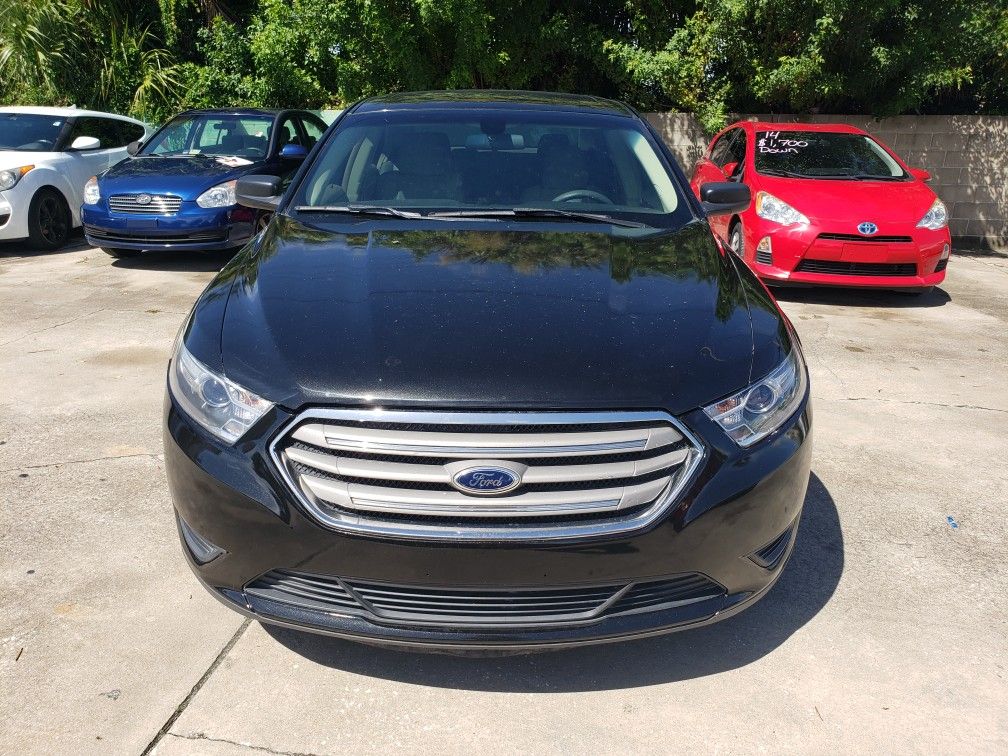 2014 FORD TAURUS $ 1500 DOWN RUNS AND DRIVES GREAT ICE COLD A.C