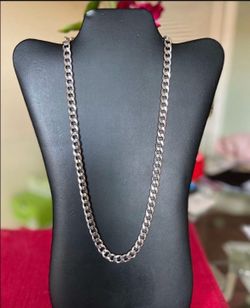 Silver Cuban Link Chain Necklace SALE $20  🍀