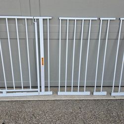 2x Regalo  29-47" wide baby gates